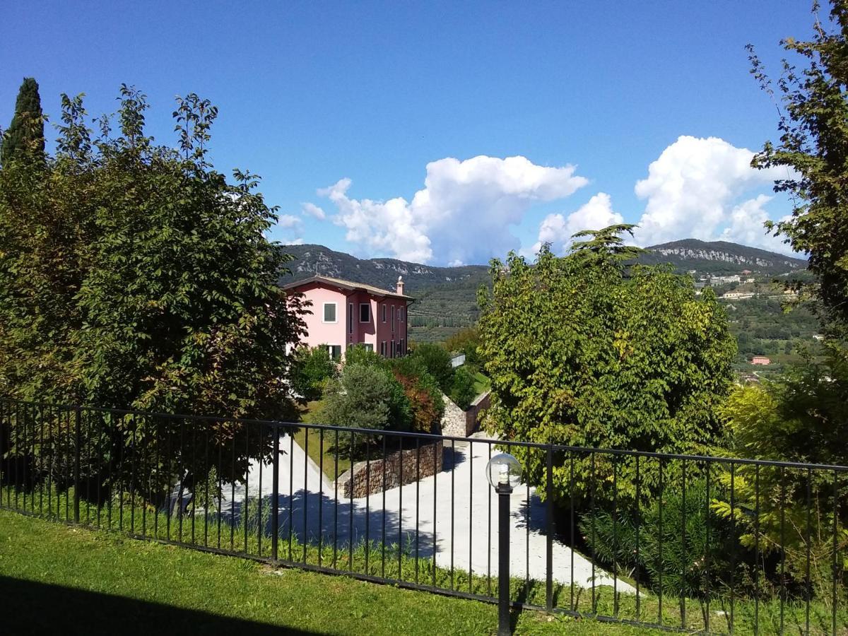 Apartmentsgarda - Ca' Capre Extérieur photo
